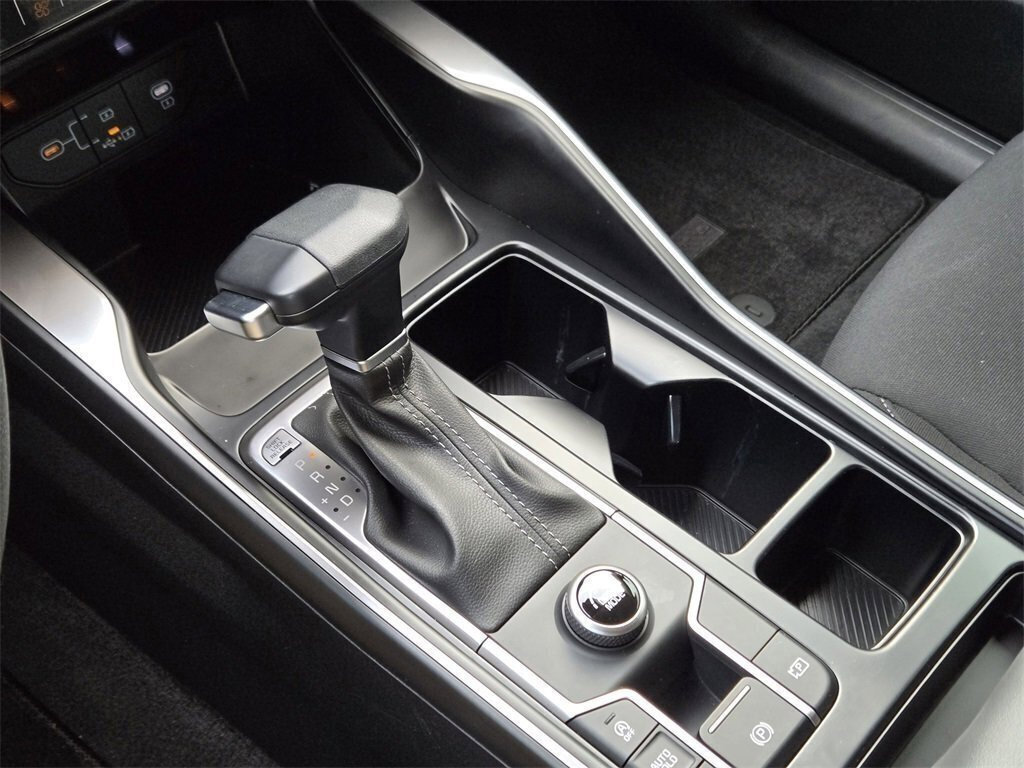 New 2025 Kia Sorento LX image 17