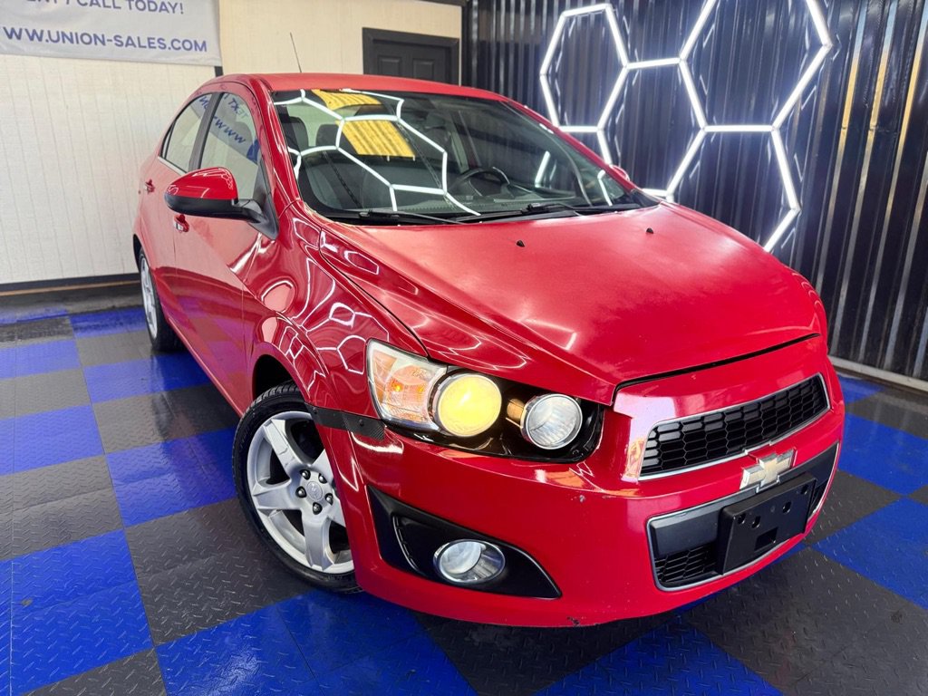 Used 2016 Chevrolet Sonic LTZ FWD image 10