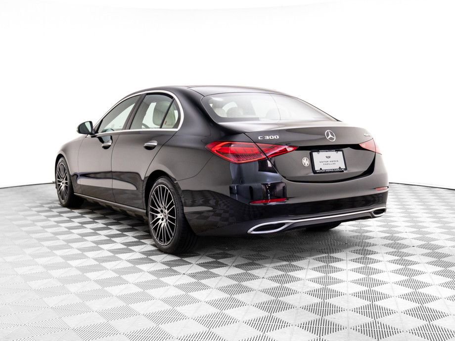 Used 2023 Mercedes-Benz C 300 4MATIC Sedan image 3