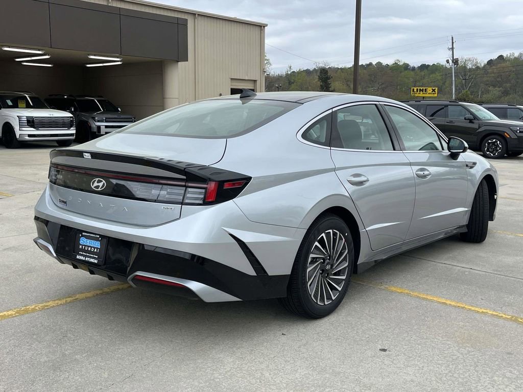 Used 2026 Hyundai Sonata SEL image 3