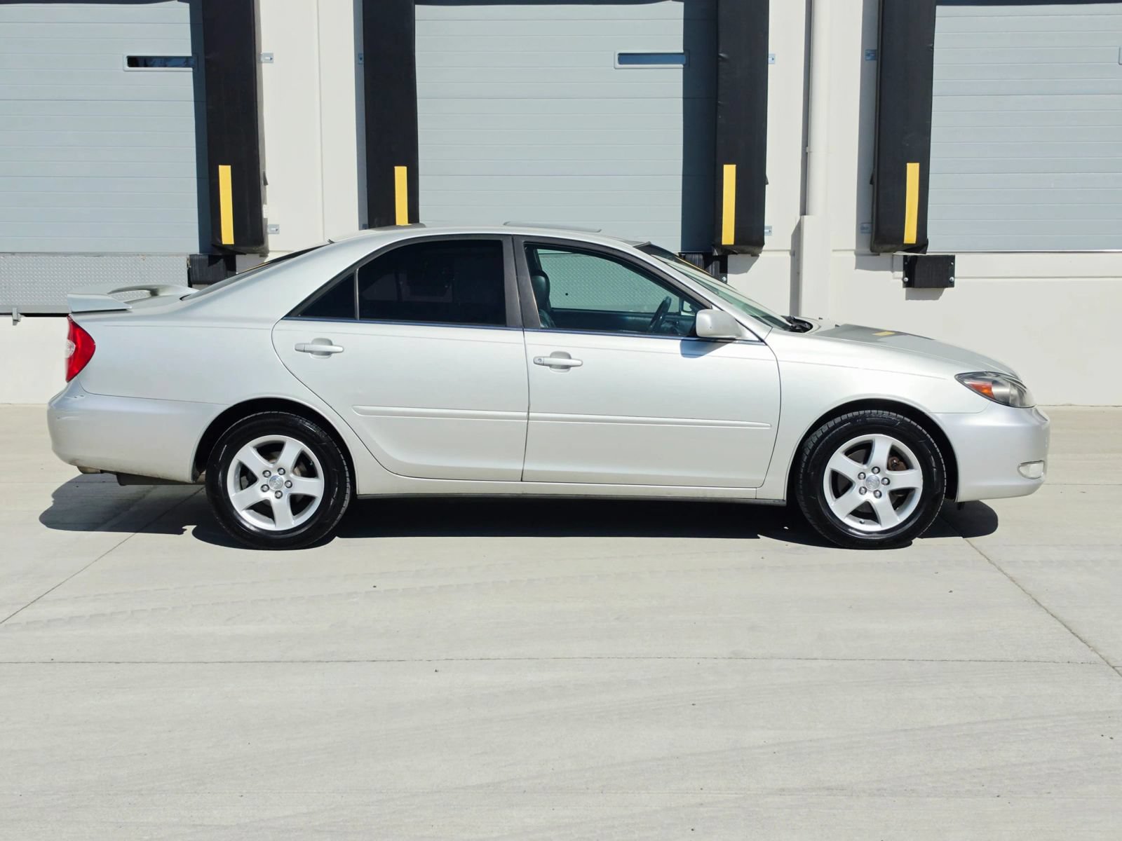 Used 2002 Toyota Camry SE FWD image 6