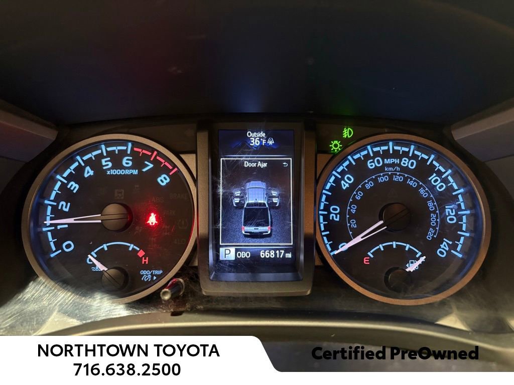 Used 2023 Toyota Tacoma TRD Sport image 17