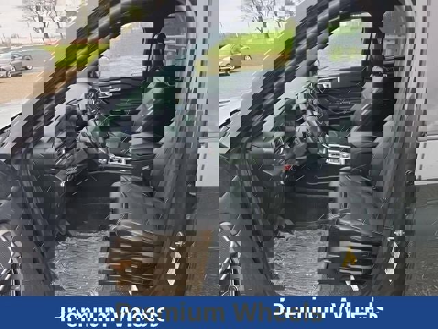 Used 2022 Ford Explorer ST w/ ST Street Pack image 25