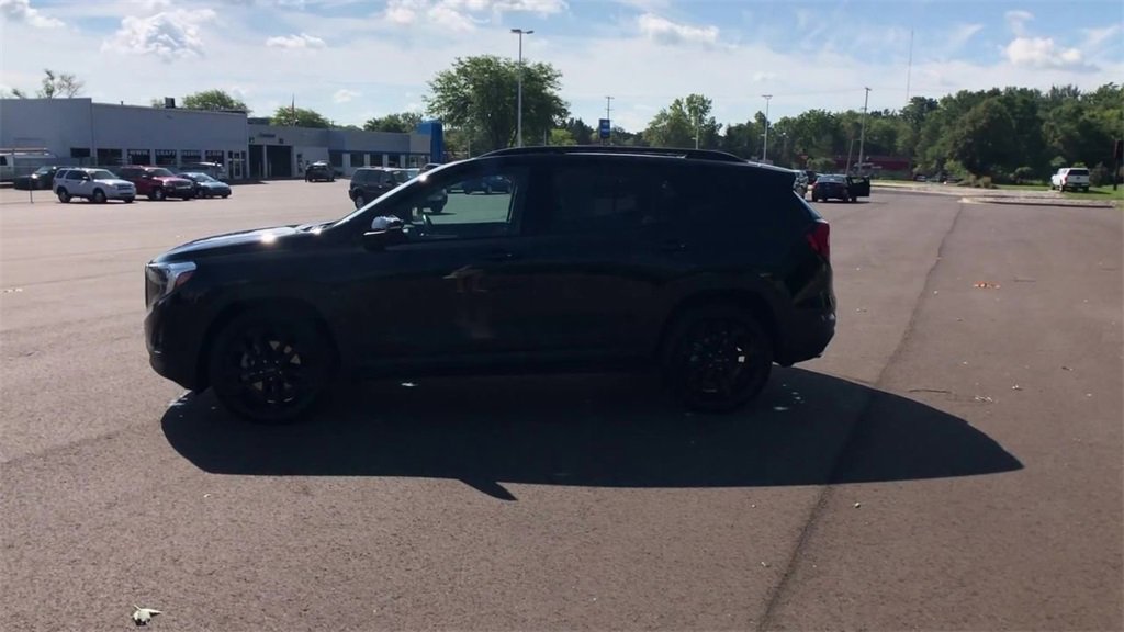 Used 2020 GMC Terrain SLT w/ Preferred Package image 5