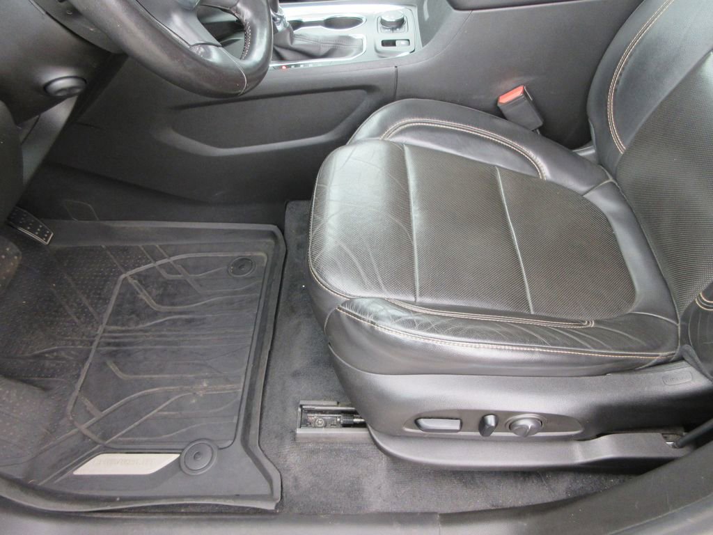 Certified 2021 Chevrolet Traverse Premier w/ Redline Edition image 21