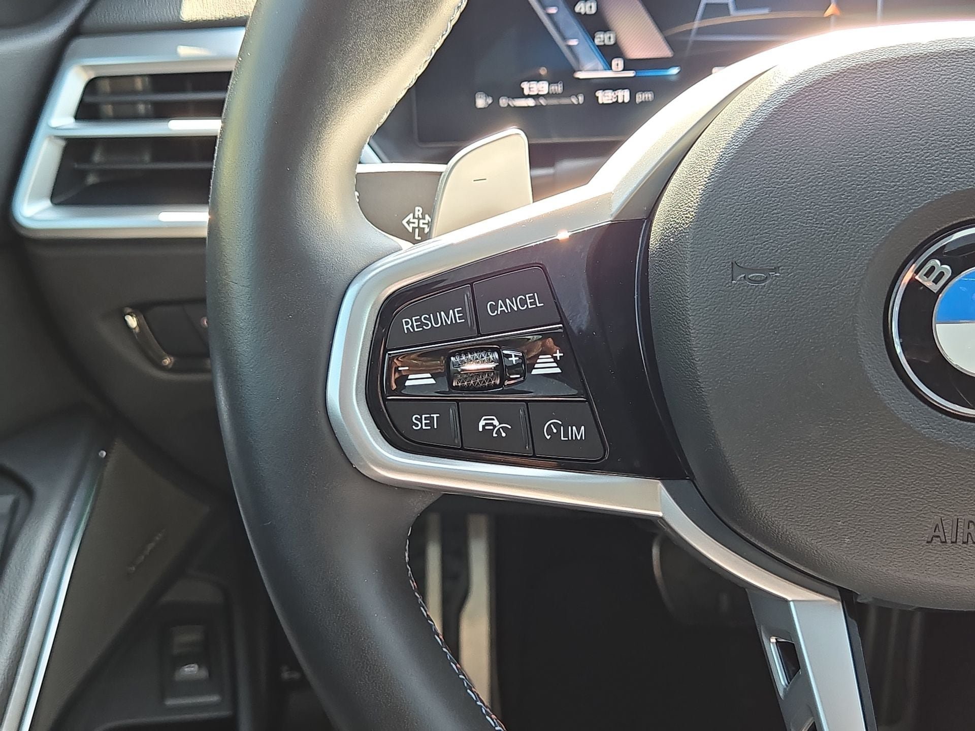 Used 2025 BMW M340i Sedan RWD image 21