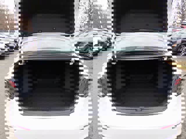 Certified 2025 Honda Accord SE image 10