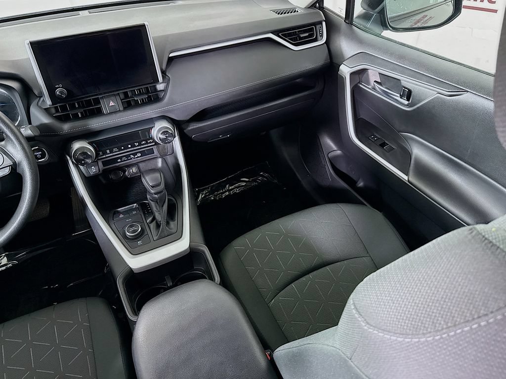 Certified 2023 Toyota RAV4 XLE AWD/4WD image 26