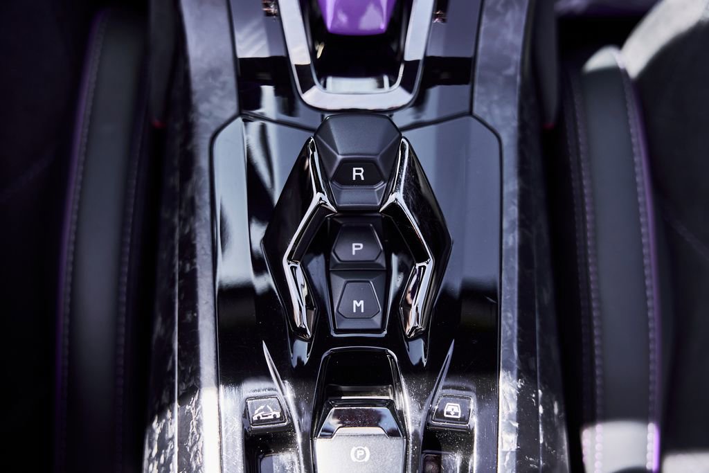 Used 2024 Lamborghini Huracan EVO image 59