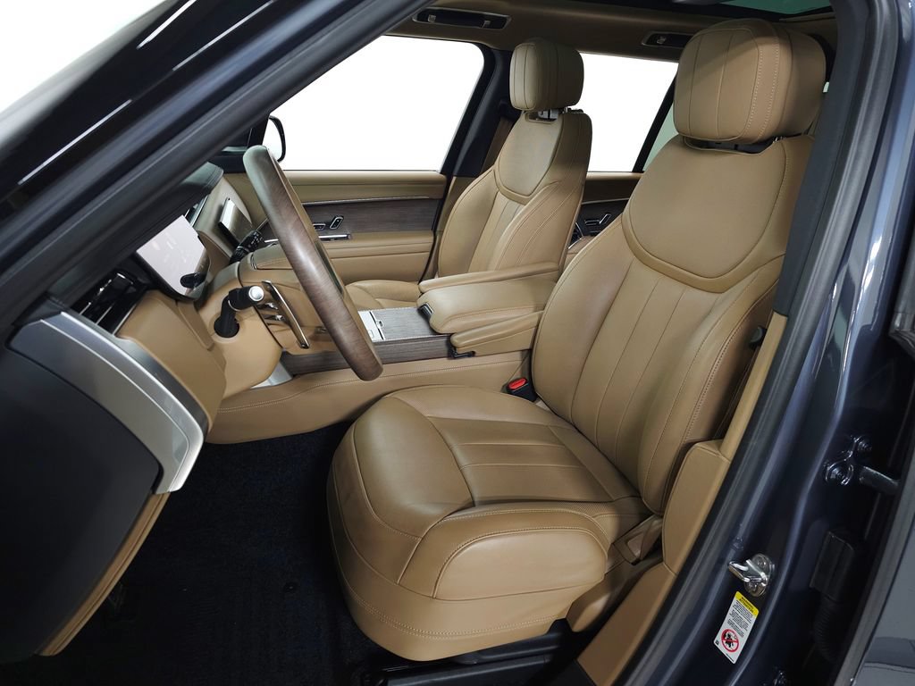 Certified 2025 Land Rover Range Rover SE AWD/4WD image 19