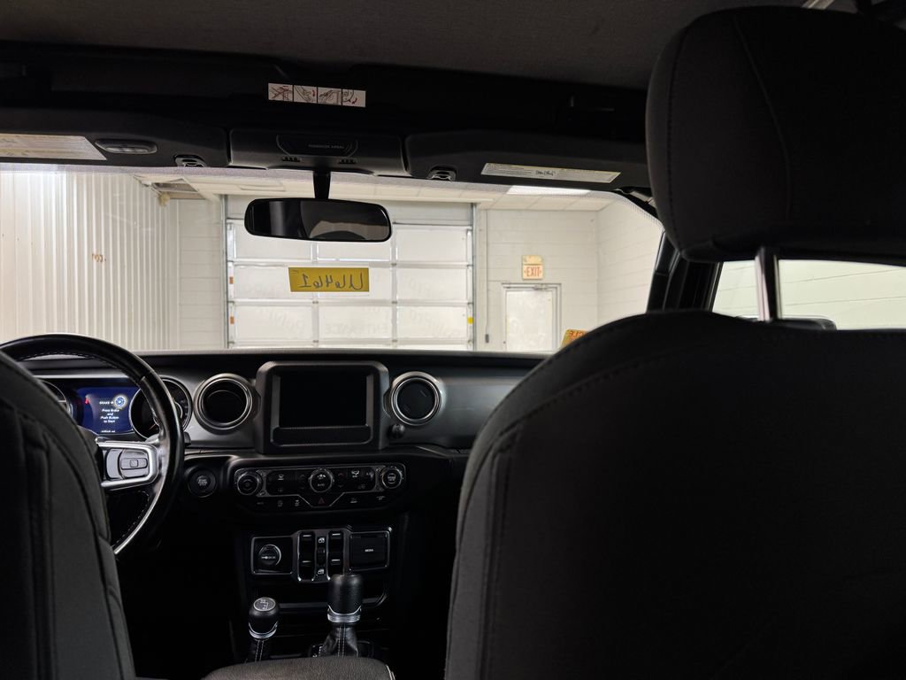 Used 2021 Jeep Wrangler Unlimited Sahara image 22