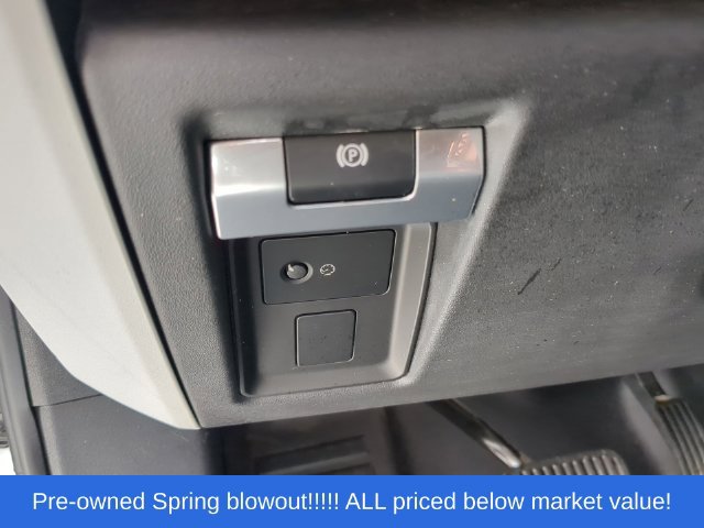 Used 2020 Land Rover Defender 110 SE AWD/4WD image 26