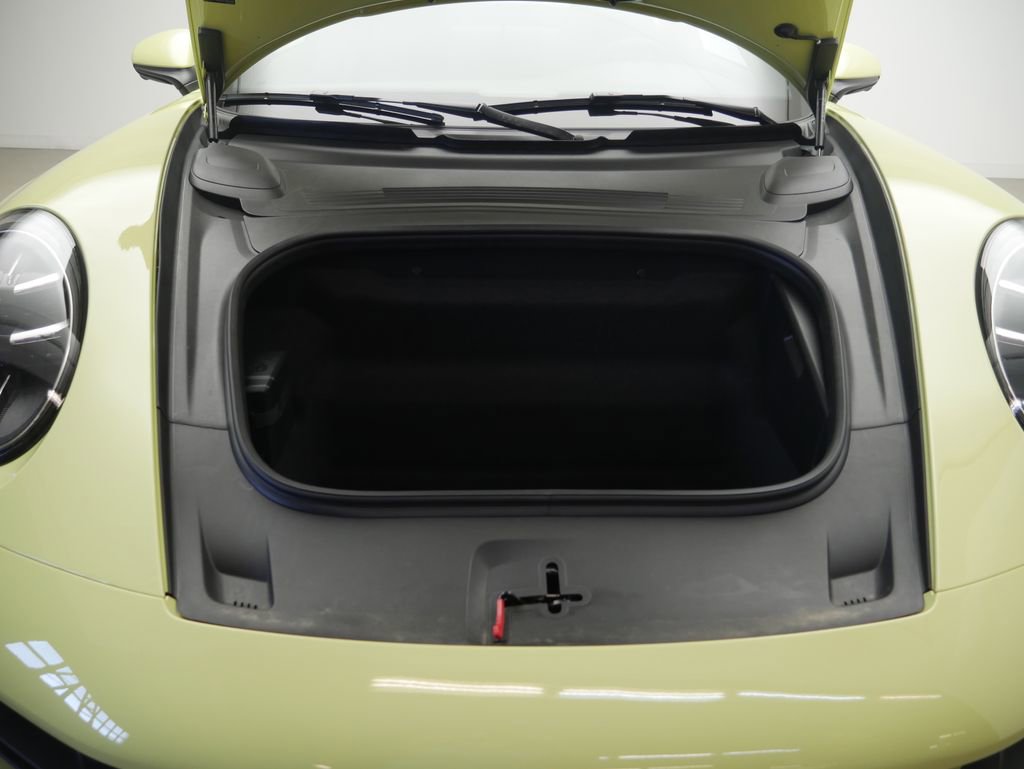 Certified 2025 Porsche 911 Carrera image 12