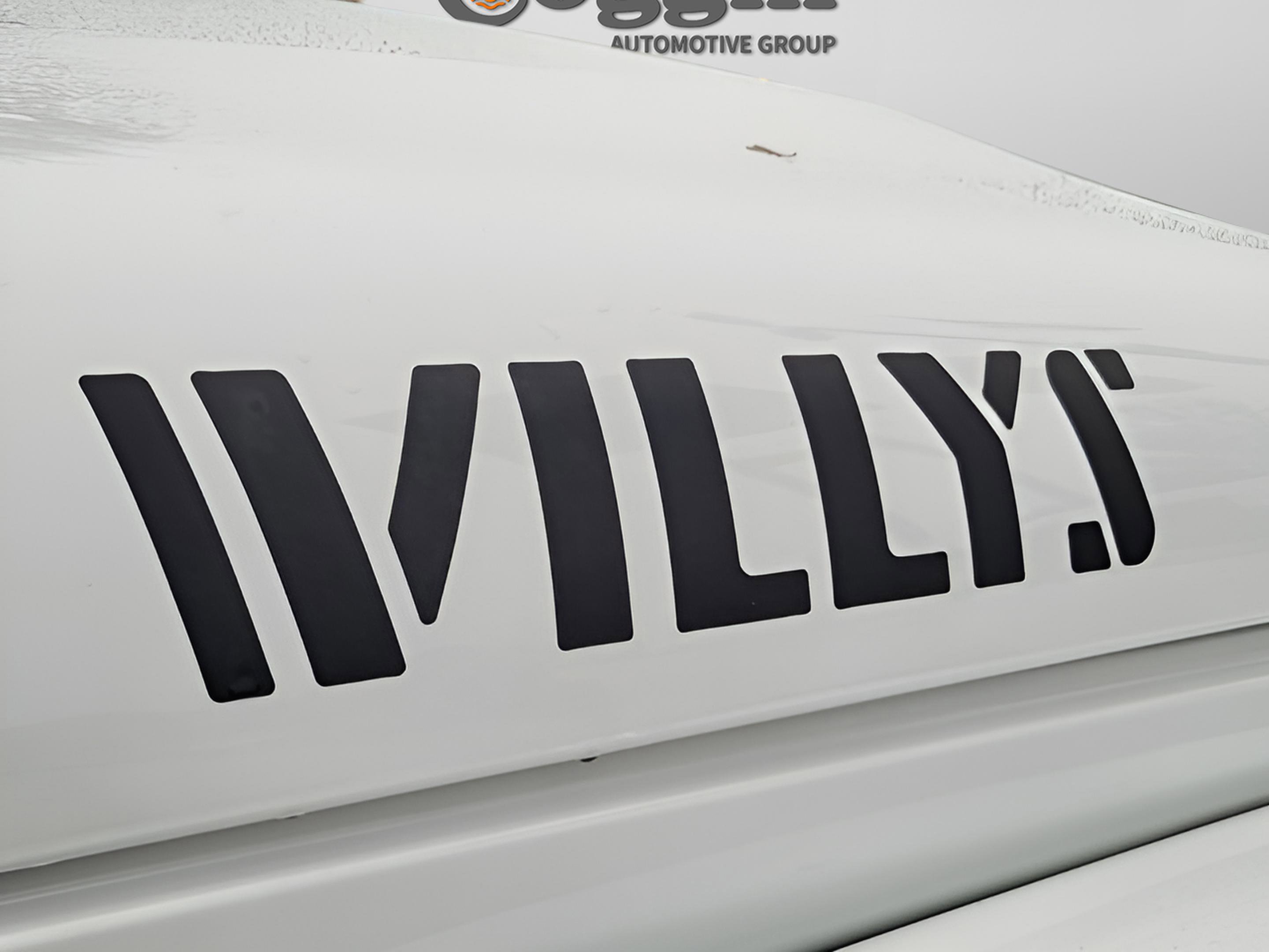 Used 2023 Jeep Gladiator Sport image 30