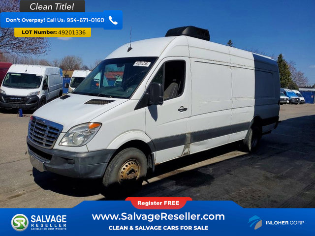 Used 2013 Freightliner Sprinter 3500 RWD image 1