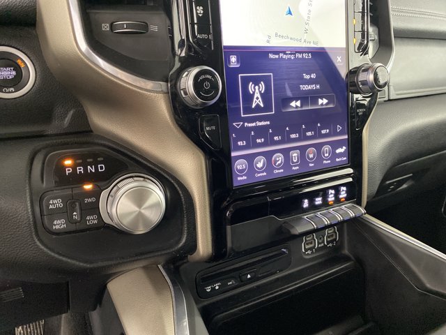Used 2019 RAM 1500 Laramie AWD/4WD image 33
