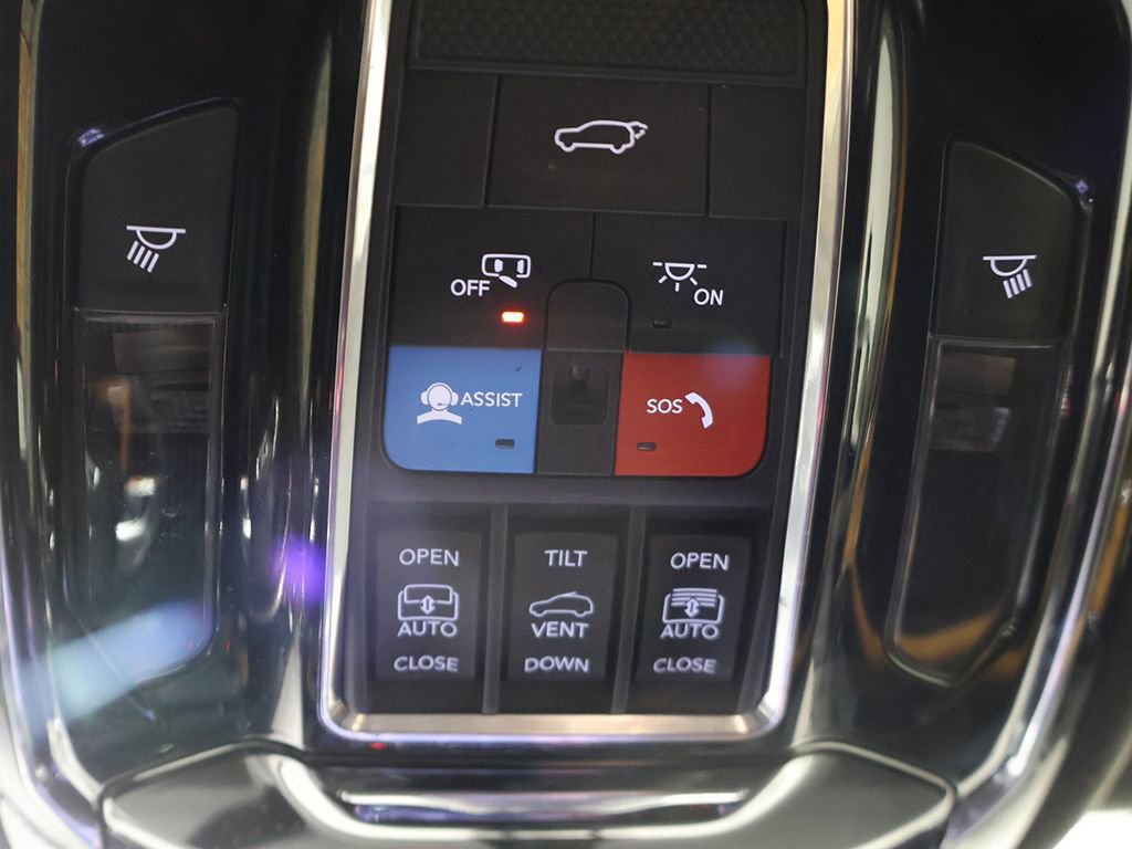 Used 2023 Jeep Grand Cherokee Summit image 59