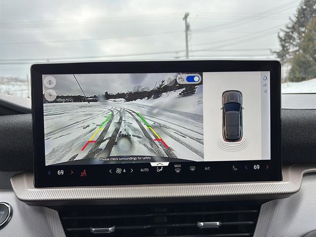 New 2025 Ford Explorer Active image 22