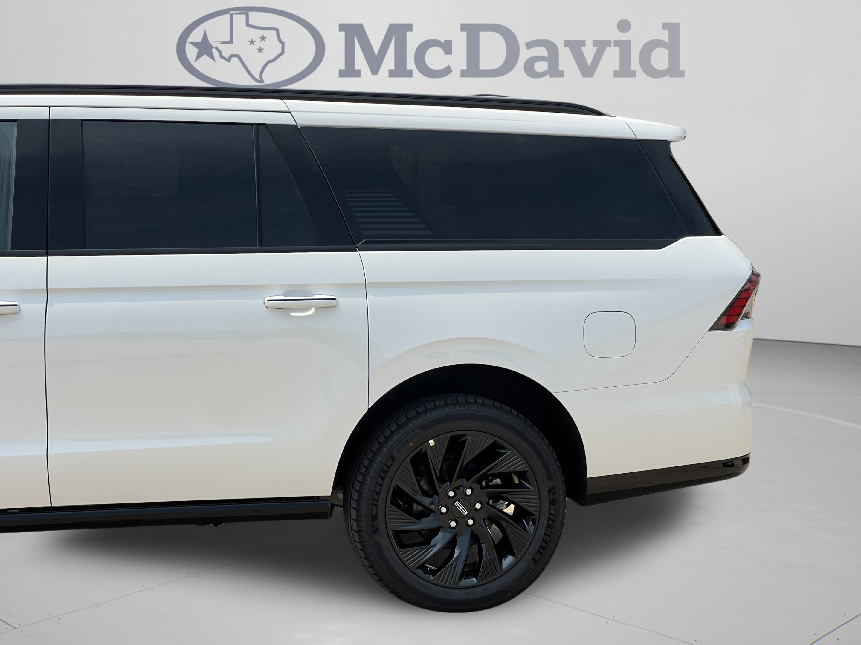 New 2027 Lincoln Navigator L Reserve w/ Jet Appearance Package AWD/4WD image 30