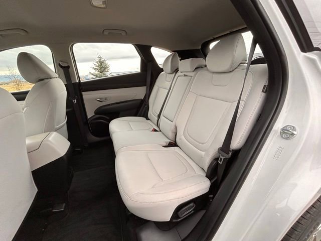 Used 2025 Hyundai Tucson SE image 35