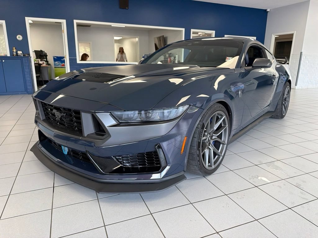 Used 2025 Ford Mustang Dark Horse w/ Dark Horse Handlin Package RWD image 2