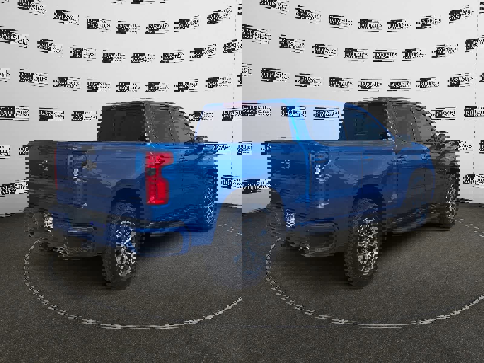 Used 2022 Chevrolet Silverado 1500 RST w/ Convenience Package II image 6