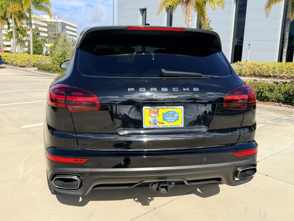 Used 2016 Porsche Cayenne image 10