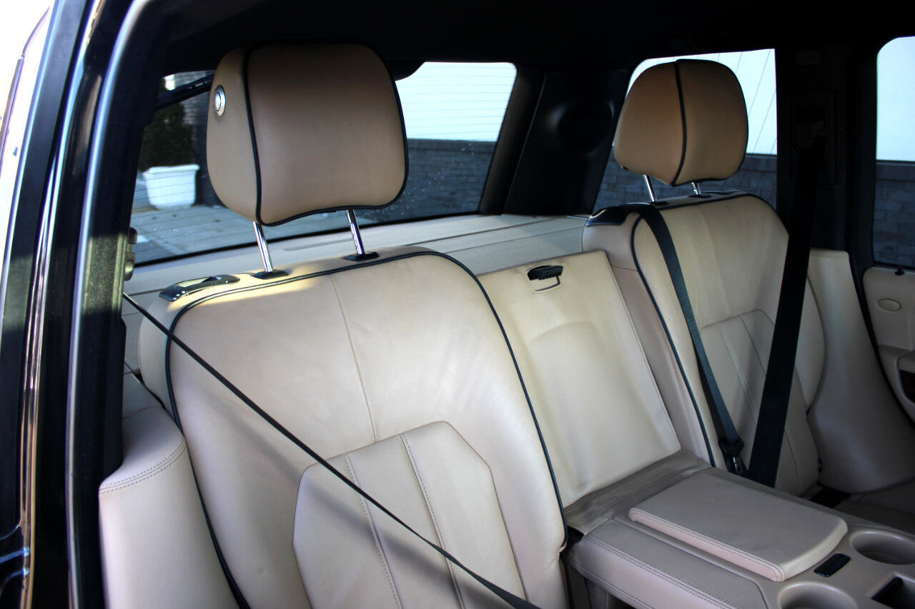 Used 2012 Land Rover Range Rover HSE image 15