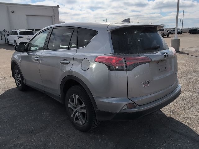 Used 2018 Toyota RAV4 LE w/ All Weather Liner Package image 2