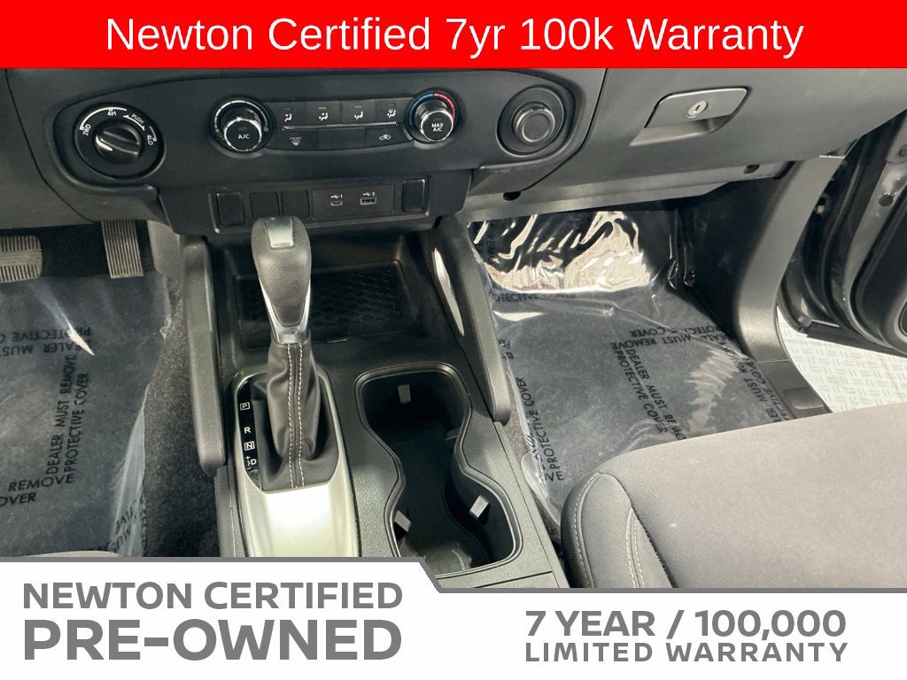 Used 2022 Nissan Frontier SV AWD/4WD image 14