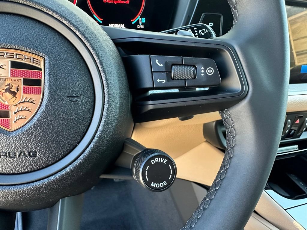 New 2026 Porsche Cayenne AWD/4WD image 17