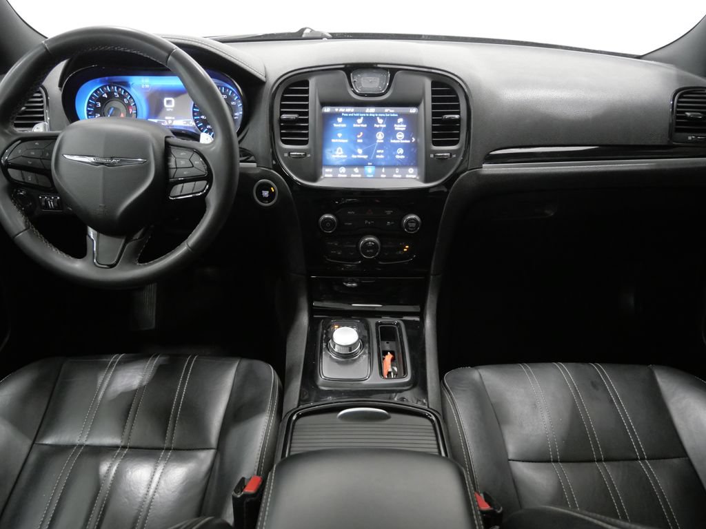 Used 2023 Chrysler 300 S RWD image 10