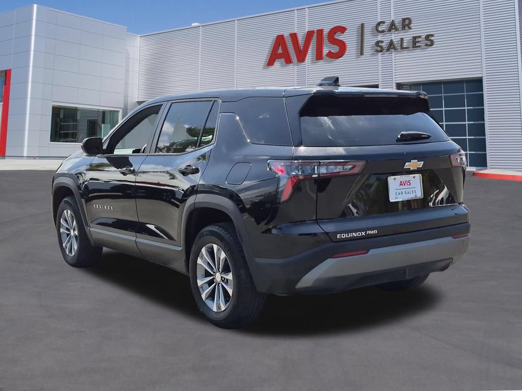 Used 2025 Chevrolet Equinox LT AWD/4WD image 9