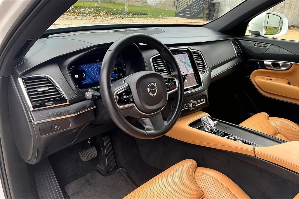 Certified 2024 Volvo XC90 B6 Ultimate AWD/4WD image 17