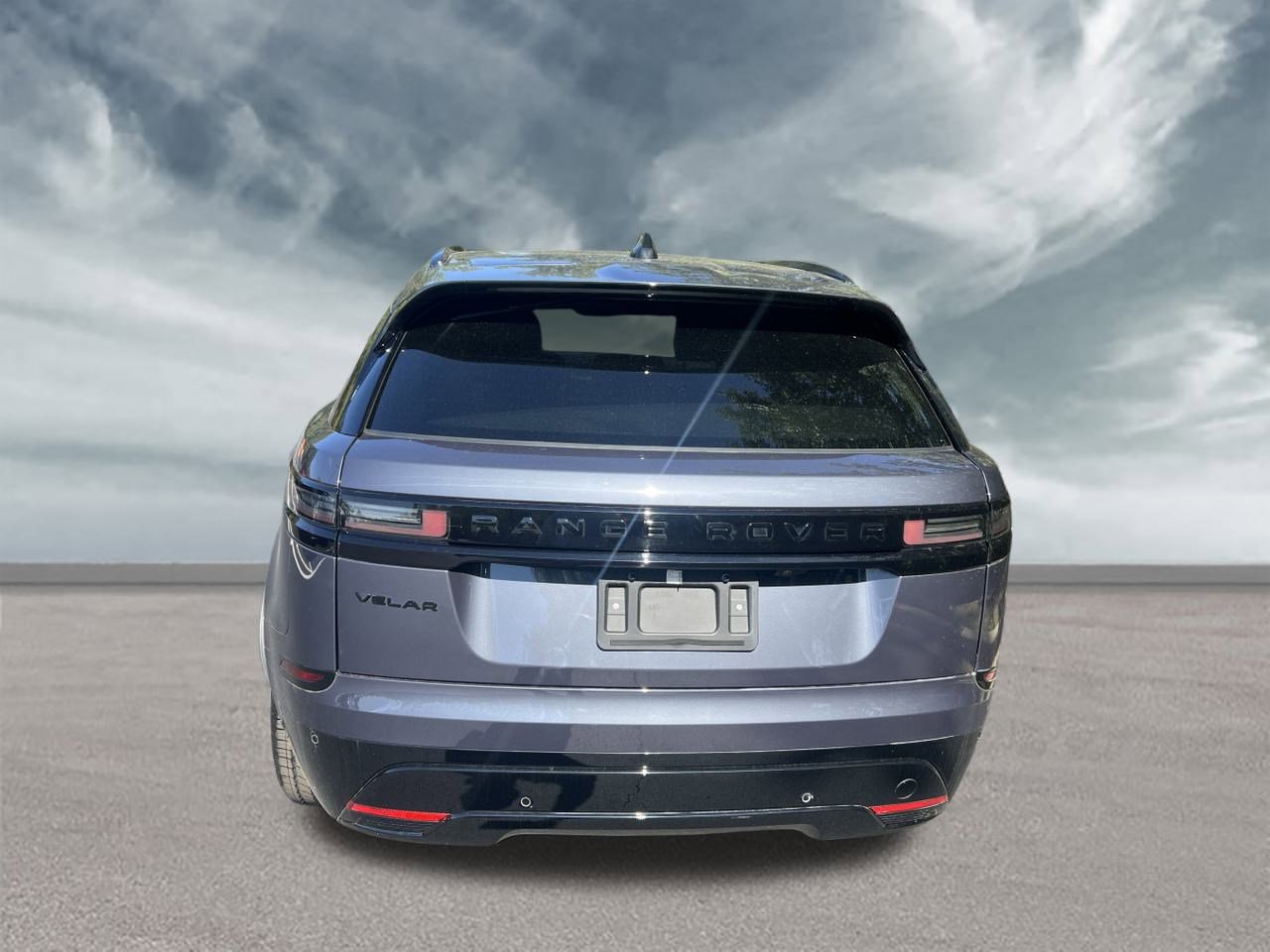 Certified 2024 Land Rover Range Rover Velar Dynamic SE image 4