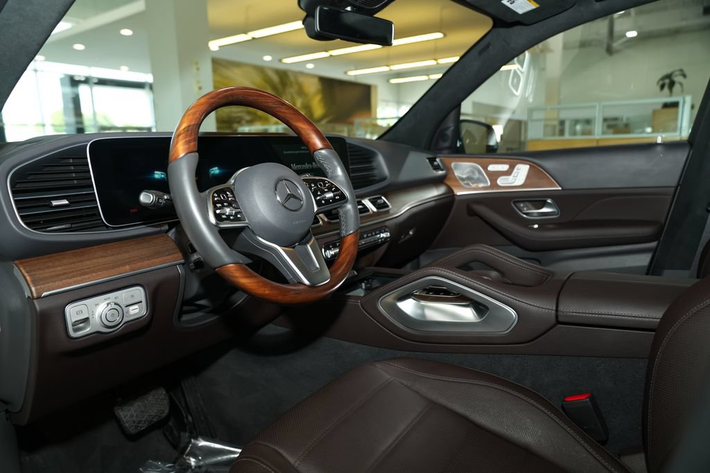 Used 2020 Mercedes-Benz GLE 450 4MATIC image 2
