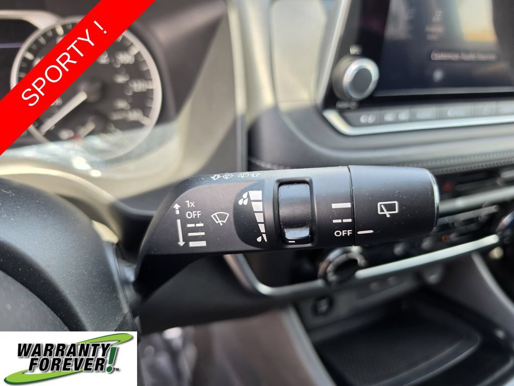 Used 2024 Nissan Rogue S AWD/4WD image 22