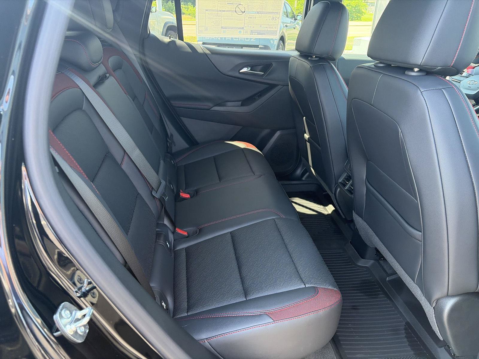 New 2027 Chevrolet Equinox RS w/ Safety and Technology Package AWD/4WD image 14