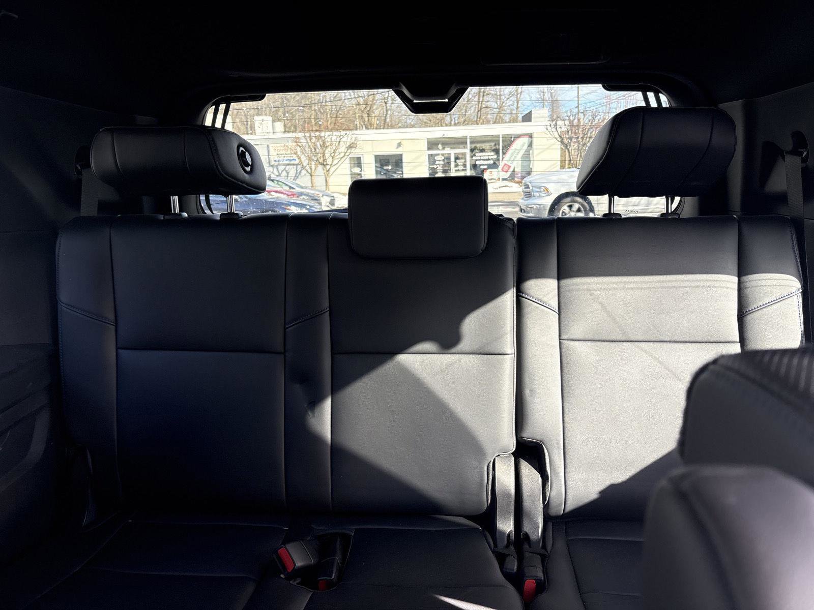 Used 2023 Toyota Sequoia Platinum image 31