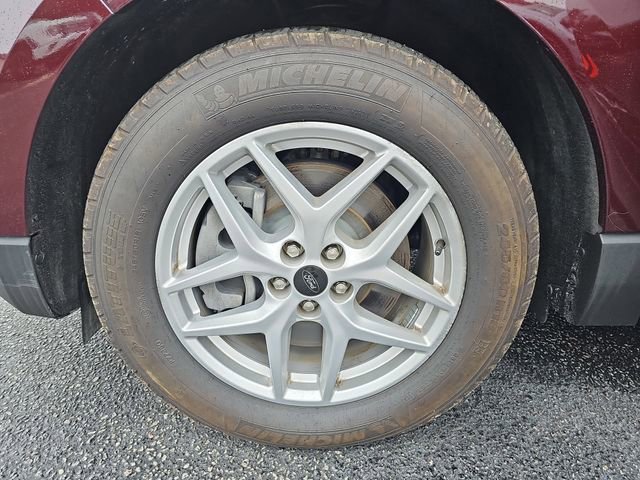 Used 2024 Ford Edge SEL image 32