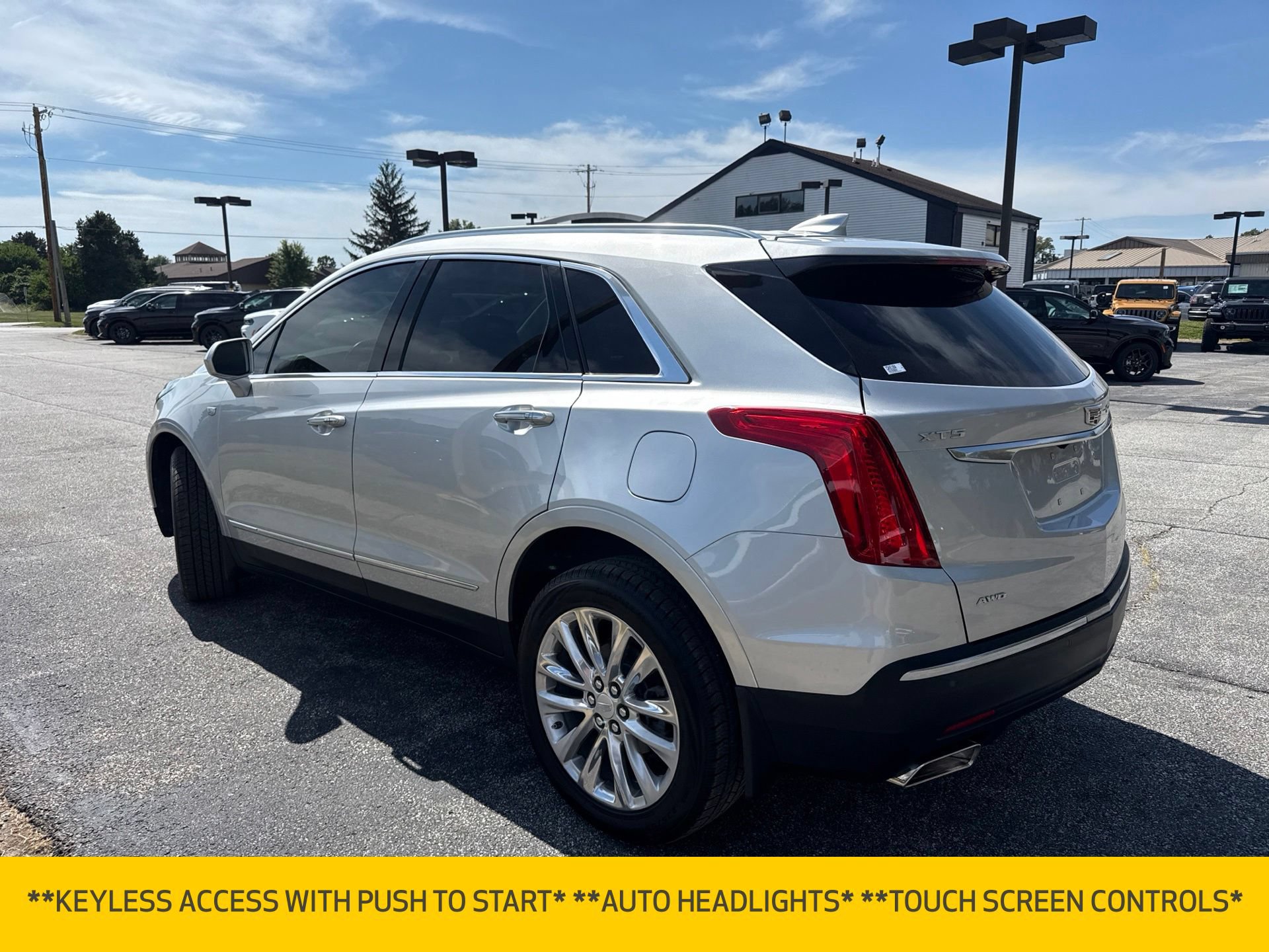 Used 2019 Cadillac XT5 Premium Luxury AWD/4WD image 12