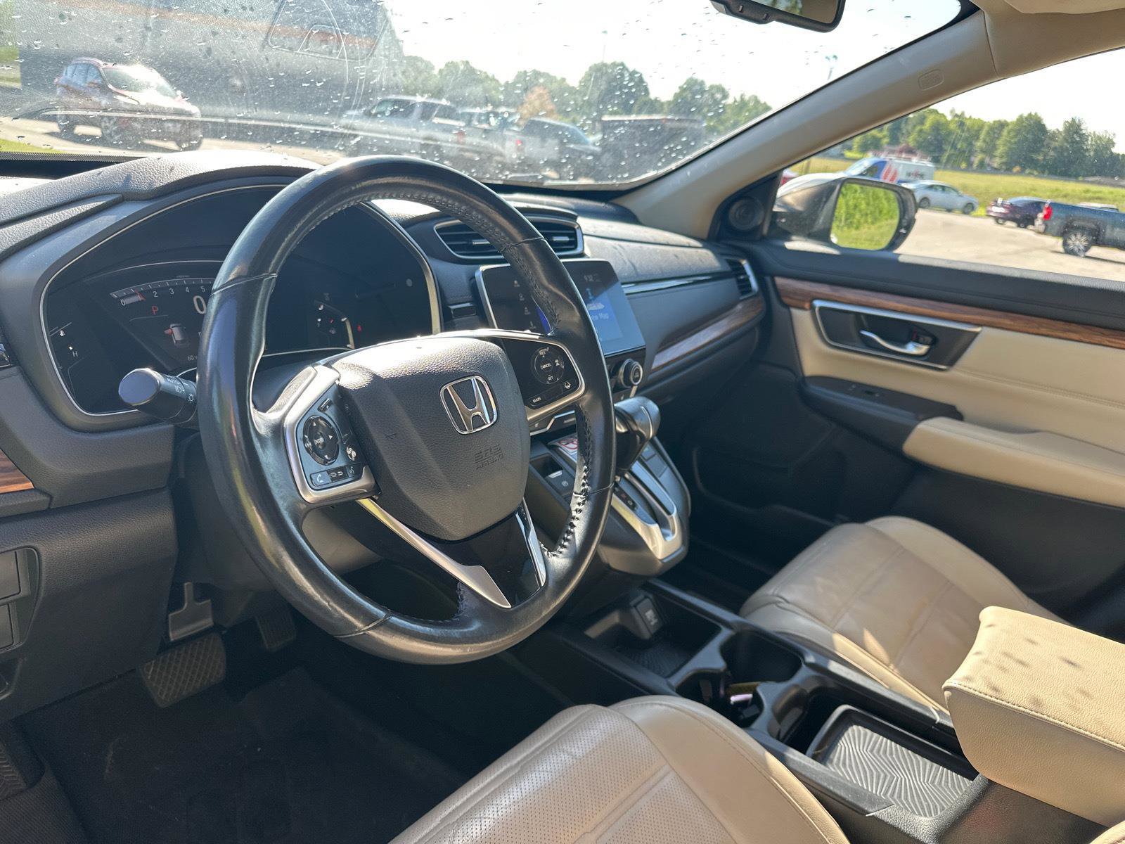 Used 2019 Honda CR-V Touring image 10