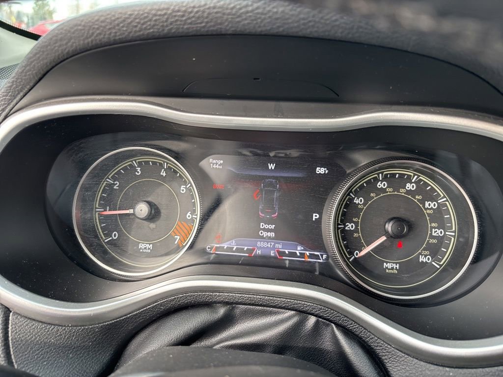 Used 2014 Jeep Cherokee Trailhawk w/ Leather Interior Group image 8