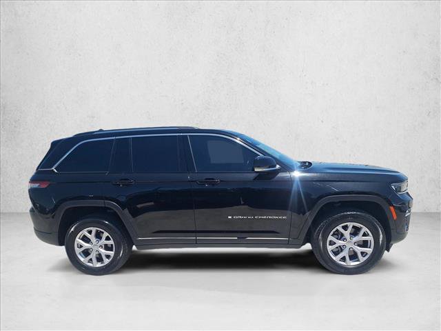 Used 2022 Jeep Grand Cherokee Limited RWD image 4