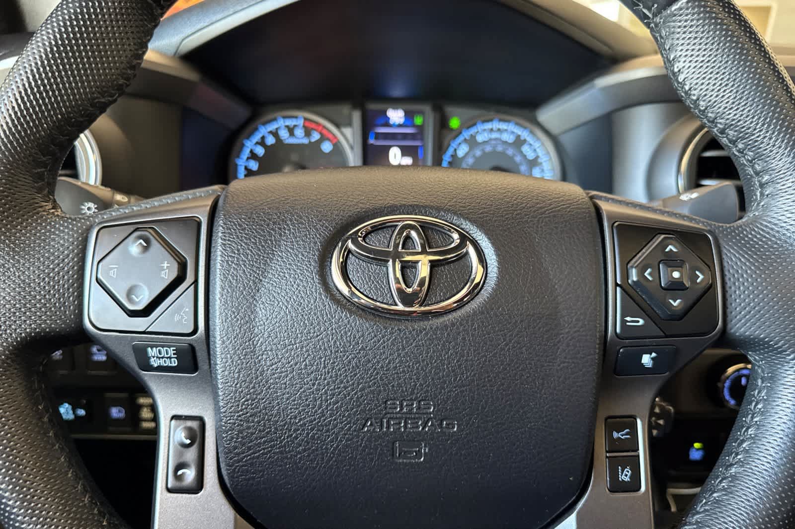 Used 2021 Toyota Tacoma TRD Pro AWD/4WD image 23