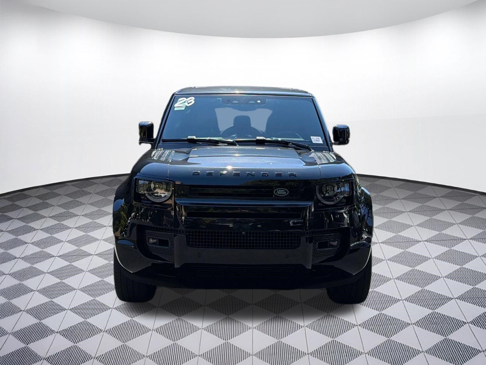 Used 2023 Land Rover Defender 110 X AWD/4WD image 5