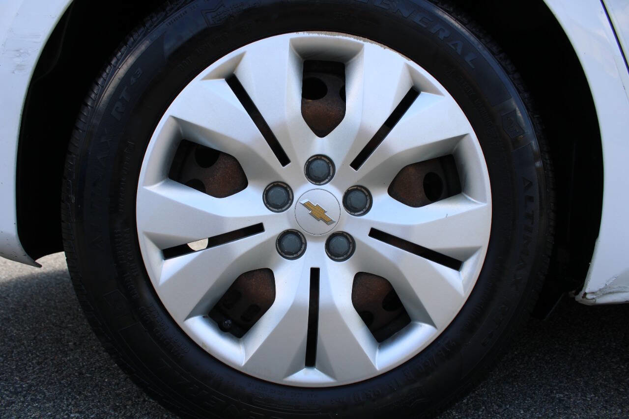 Used 2016 Chevrolet Cruze LS FWD image 21