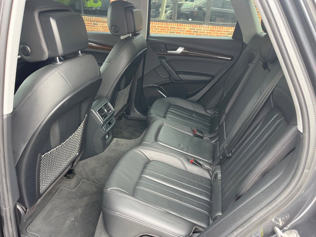 Used 2019 Audi Q5 2.0T Premium w/ Convenience Package image 11