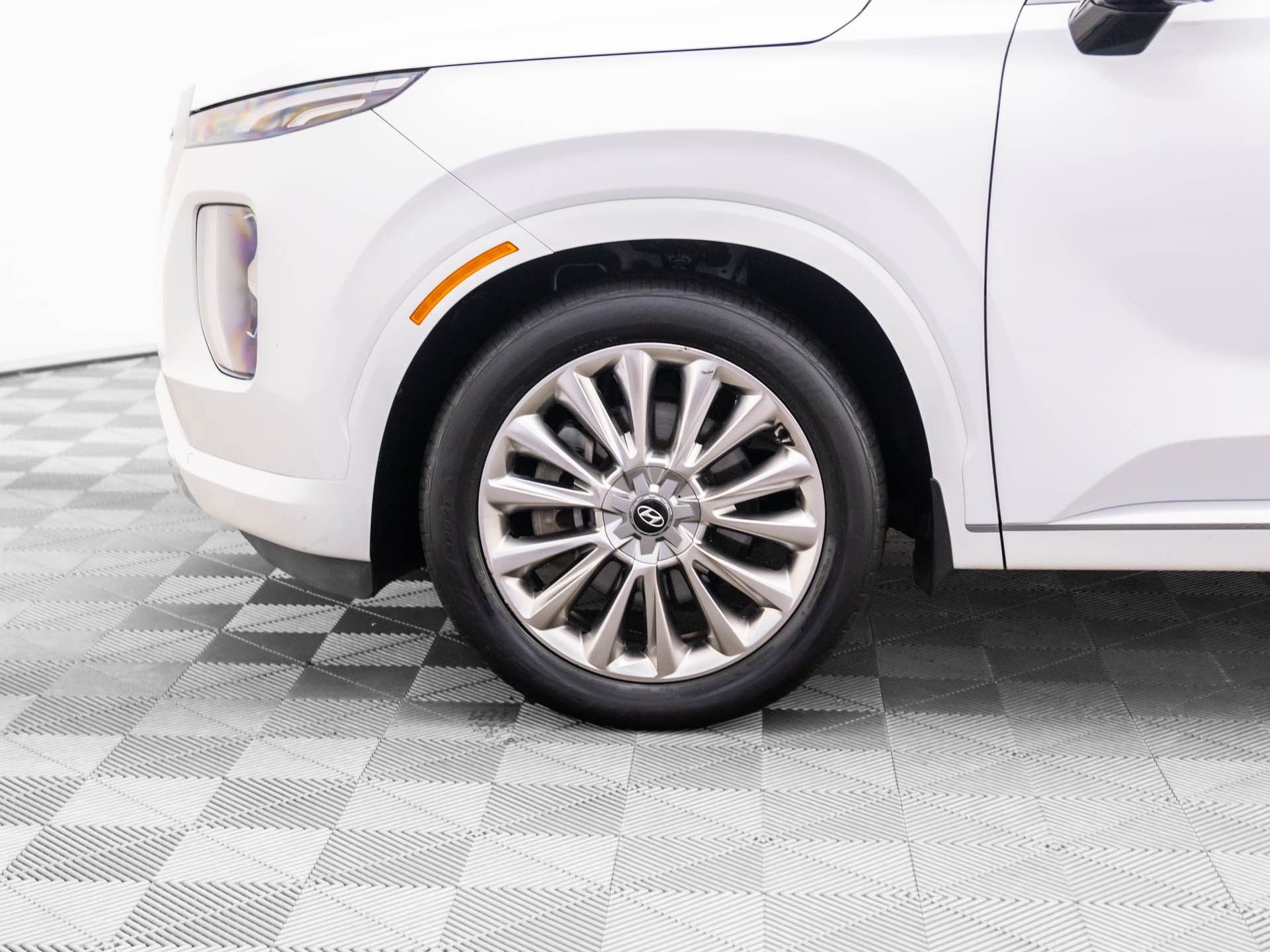 Used 2020 Hyundai Palisade Limited image 36