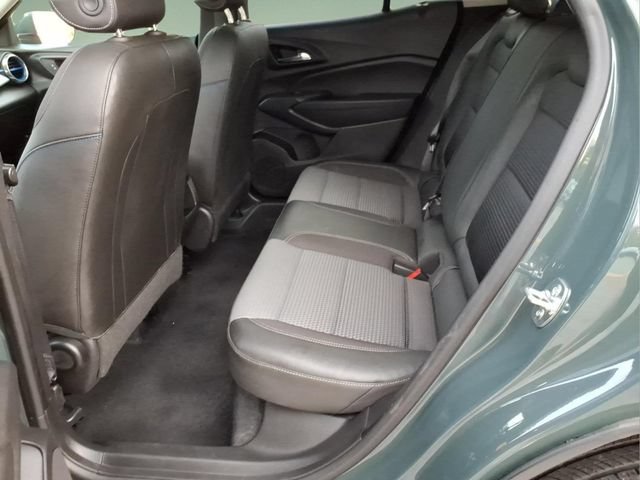 Used 2025 Chevrolet Trax LT w/ Driver Confidence Package FWD image 12